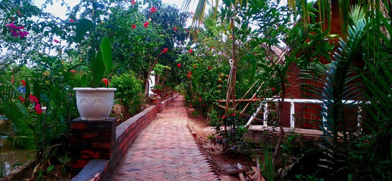 Hong Thai River Side Homestay Ben Tre Exteriör bild