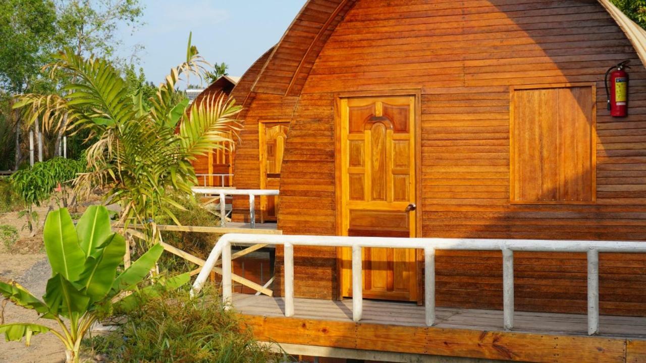 Hong Thai River Side Homestay Ben Tre Exteriör bild